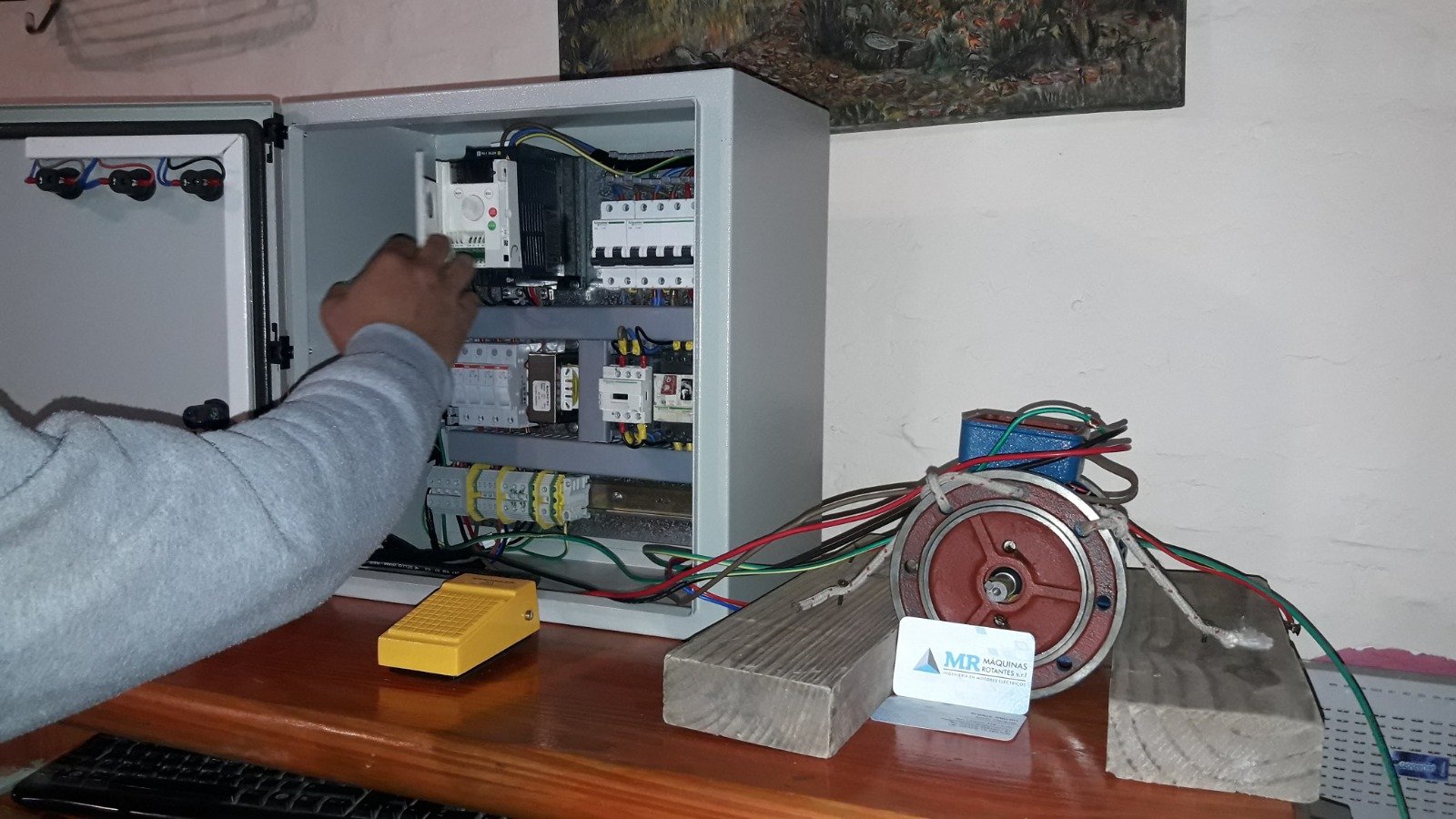 Electricidad y electrónica industrial